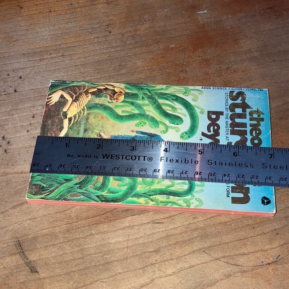 Vintage 1970 sci-fi Theodore Sturgeon stories Beyond in paperback - Picture 8 of 9